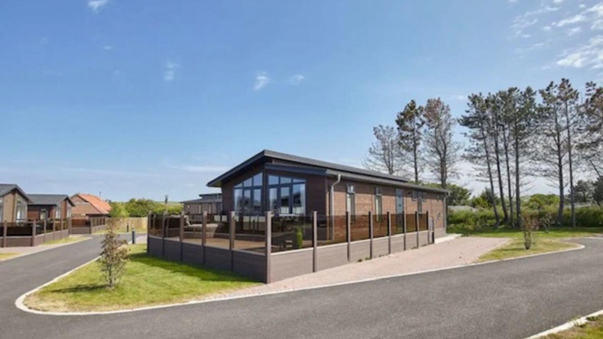 Stunning Lodge At Runswick Bay - Dog Friendly Exterior photo